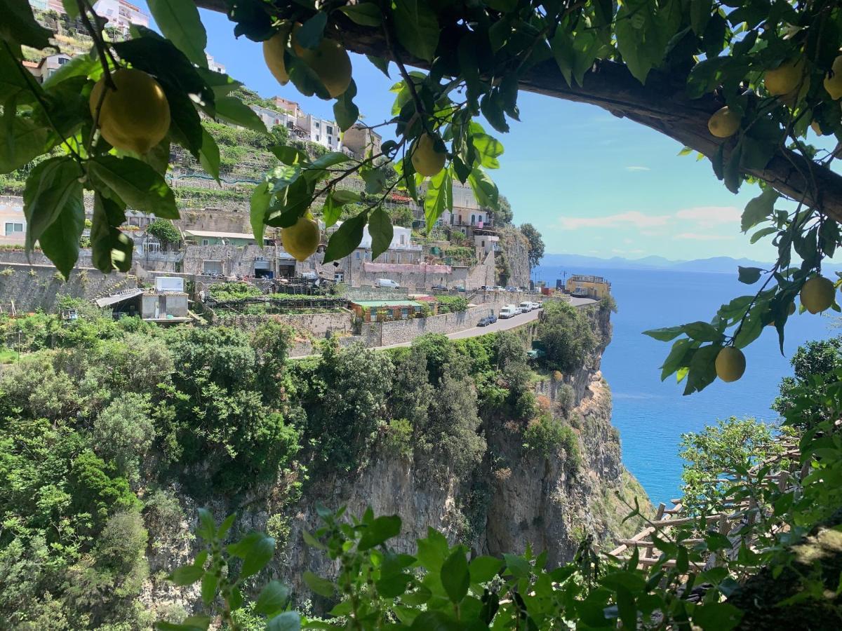 Hotel La Pergola Amalfi Buitenkant foto