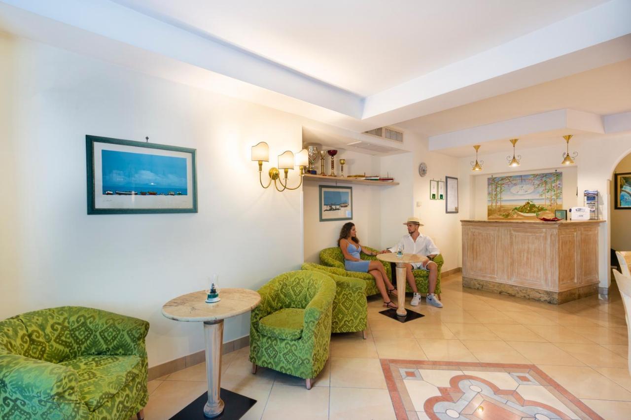 Hotel La Pergola Amalfi Buitenkant foto