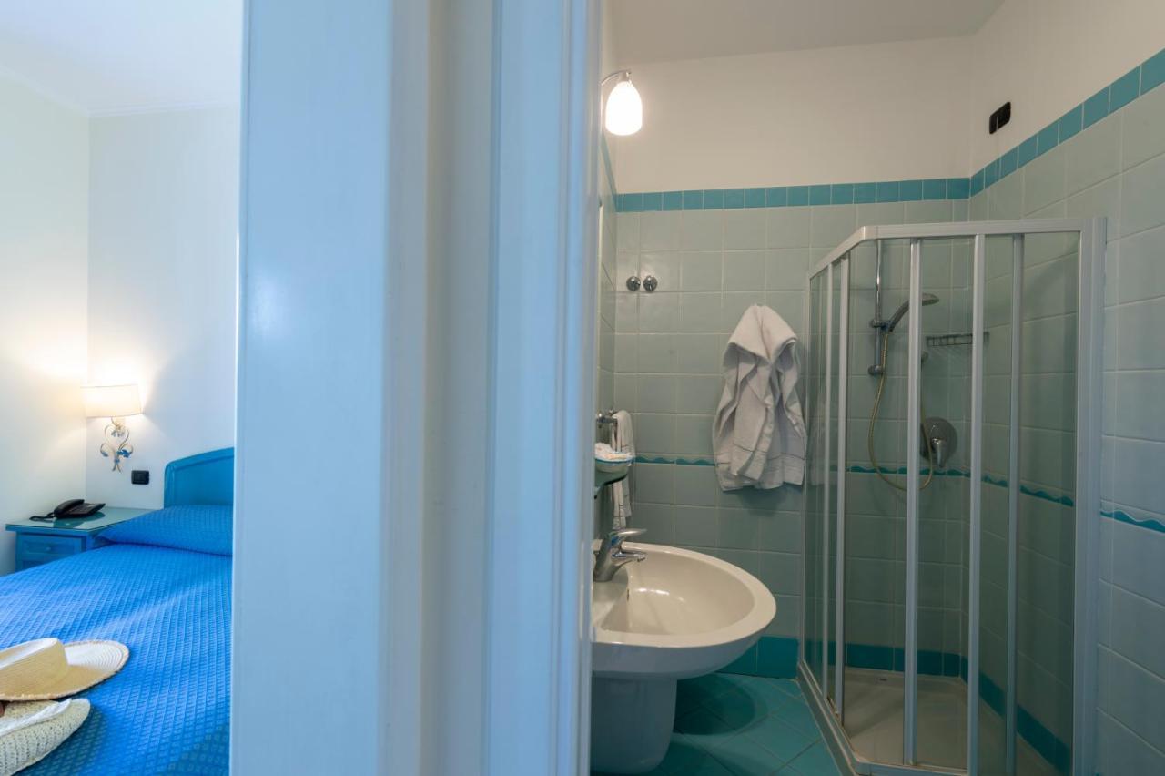 Hotel La Pergola Amalfi Buitenkant foto